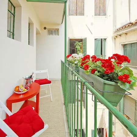 Apartmán Calle Dei Fabbri