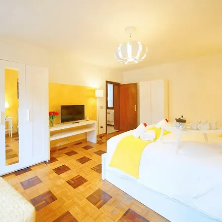 Apartmán Calle Dei Fabbri