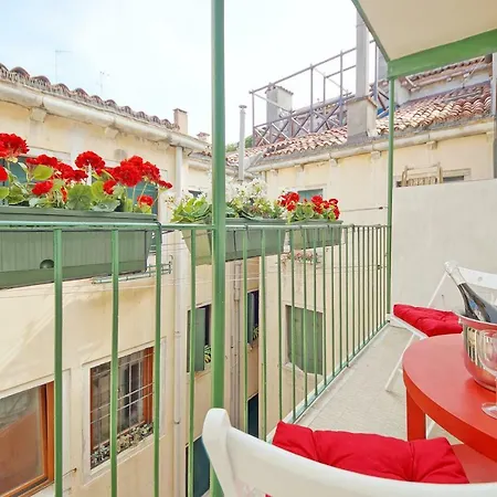 Calle Dei Fabbri Apartment *