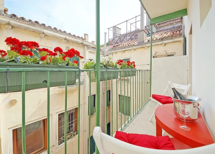 Calle Dei Fabbri Daire *